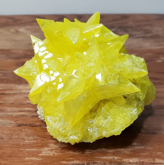 Sulfur Crystals on Matrix 0.61 lbs - Picture 4 of 17